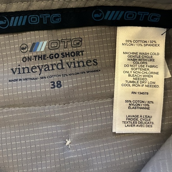 Vineyard Vines On The Go Performance Shorts Size 38 - Picture 6 of 9